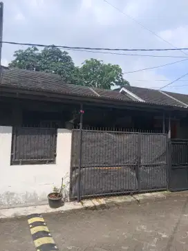 Dijual Rumah Green Lake Village Pamulang