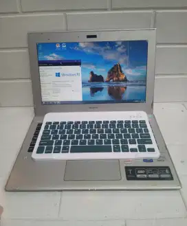 Sony Vaio SVT111 Core i5 - 3217U  RAM 6GB Hdd 160GB 12