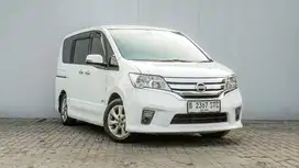 Jual Cepat!! NISSAN SERENA HWS 2.0 2013 + garansi 1th