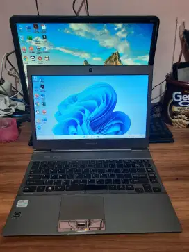 JUAL CEPAT! LAPTOP MURAH BERKUALITAS TOSHIBA PORTEGE Z930 SUPER SLIM