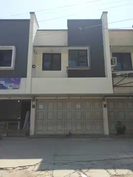 RUKO SIAP HUNI DIJUAL 2 LANTAI STRATEGIS DEKAT EX TOL BUAHBATU BANDUNG