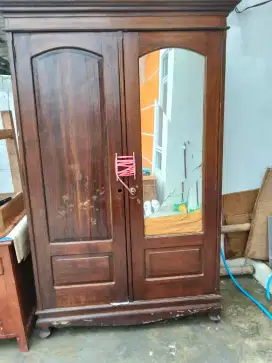 Lemari pakaian jati muda 2 pintu