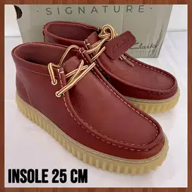 Size 40 | CLARKS - New JUAL RUGI | Torhill Sepatu Boots Kulit Fullset