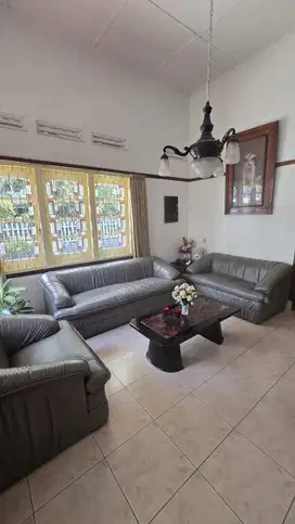 DIJUAL RUMAH ASRI NYAMAN SAYAP RIAU BANDUNG