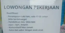 Jaga permainan anak