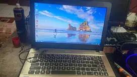 Laptop Asus X441M 4GB/1000GB