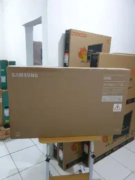 SAMSUNG SmartTV 43 inch 4K UHD. 100% Baru, bisa COD & disettingkan