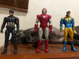 Action figure 3 PCS *Iron man, *Captain america *Gold dust