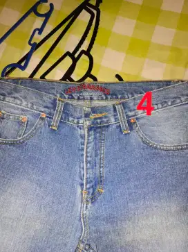 Celana bekas, masih layak pakai, free