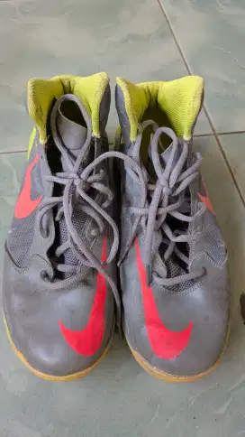 Sepatu basket Nike Prime hype 44