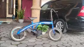 Sepeda lipat uk 16