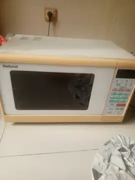 Oven Microwave merk National dari Jepang masih bagus