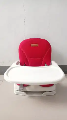 Kursi Meja Makan MPASI Bayi Baby Elle warna Merah