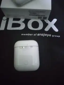 Charging case airpods