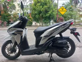 (DP 500)‼️ Plat B TangSel Vario 125 CBS ISS Keyless Putih 2023