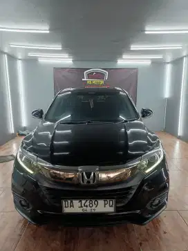 Honda HR-V 1.5 E Facelift Automatic tahun 2019