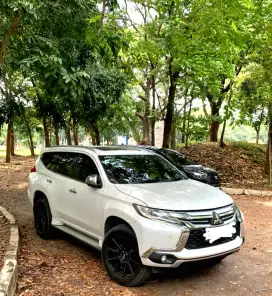 Jual mobil pajero sport pemakaian 2021
