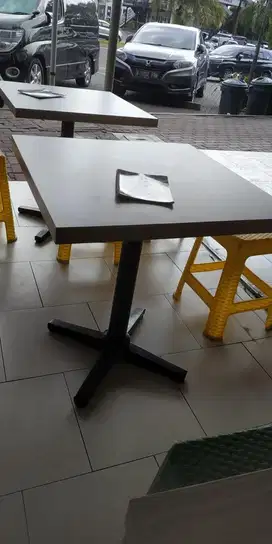MEJA RESTO MULUS