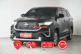 Toyota Zenix Q hybrid modelista AT Matic 2023 hitam Innova DP minim