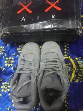 Sepatu sneakers air jordan 4