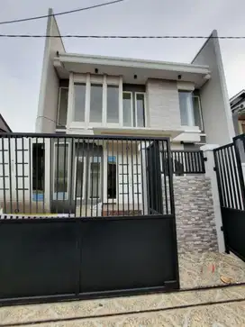 Rumah di Manyar Jaya dekat Dharmahusada, Kertajaya, Ngagel, Nginden