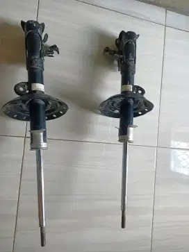 Shock breaker depan bekas honda mobilio