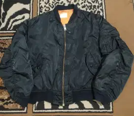 Bomber Murah Minus