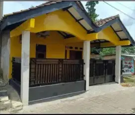 Rumah kampung lokasi curug wetan dekat pasar curug luas 100m