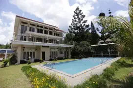 Villa Modern Cantik Luas Nyaman Produktif (sewa per hari 4-7 juta)