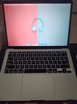 MacBook Air M1 ex Garansi Ibox