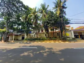 Disewa Rumah 2Lantai Di Jl. Brawijaya Uk700 sqm Best Price at Jaksel