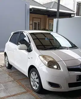 Toyota YaRis 2009 LOW km 78 ribu ASLI!!!