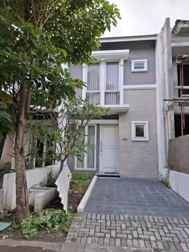 DISEWAKAN CITRALAND SURABAYA 2 LANTAI 2 KAMAR TIDUR