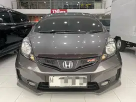 HONDA JAZZ RS 1.5 AUTOMATIC 2013 super istimewa