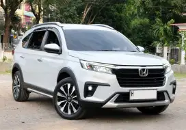 2023 BRV Prestige, Pajak Panjang  Rawat Honda, Istimewa