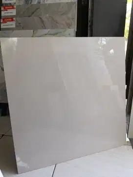 GRANIT CREAM POLOS MURAH 60X60