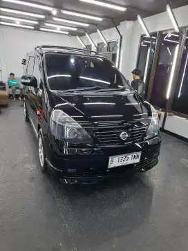 Di Jual Serena C24 Kondisi Superb