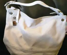 Furla hugo kulit kulaa