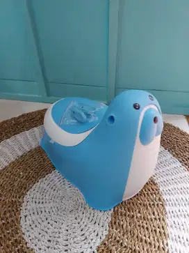 Baby Loo sea lion potty seat blue