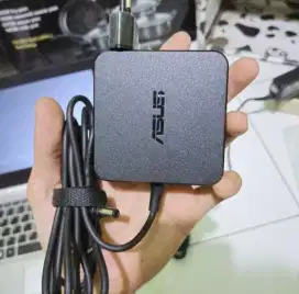 ORIGINAL OEM bawaan Laptop ASUS charger normal kabel kualitas bagus