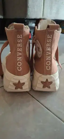 Sepatu Converse size 39
