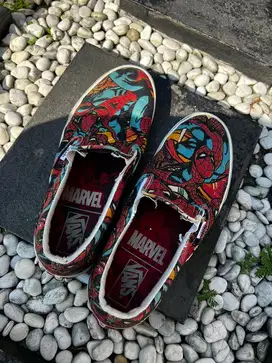 Vans Slip-On Marvel Spiderman