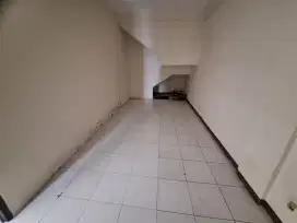 Dijual/Disewakan Ruko Plaza Graha Family SHM, 3 Lantai, Siap Pakai