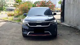 [ LOW KM ] Kia Seltos 1.4 AT Turbo GT Line Hitam Fullspec 2022/2023