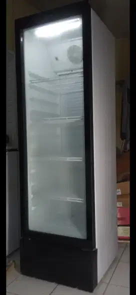 SHOWCASE POLYTRON 4 RAK SCN237 PINTU FULL KACA NORMAL SIAP PAKAI/ NETT