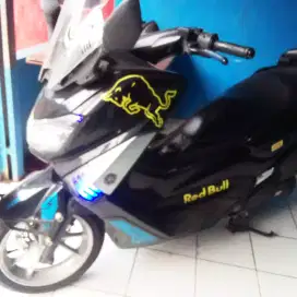 Dijual nmax 2016 warna hitam
