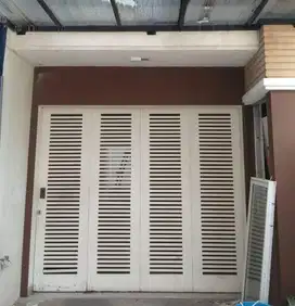 pintu garasi sliding kayu jakarta