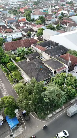 Dijual Rumah Hook Hitung Tanah di Poros Jl. Sunandar Priyo Sudarmo