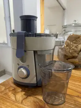 Philips Juicer Extractor Cup HR 1811 / Blender Juicer Philips