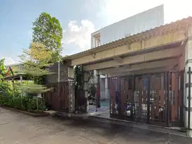 Rumah Taman Luas Optional Pool Selangkah Sekolah Cikal Cipayung